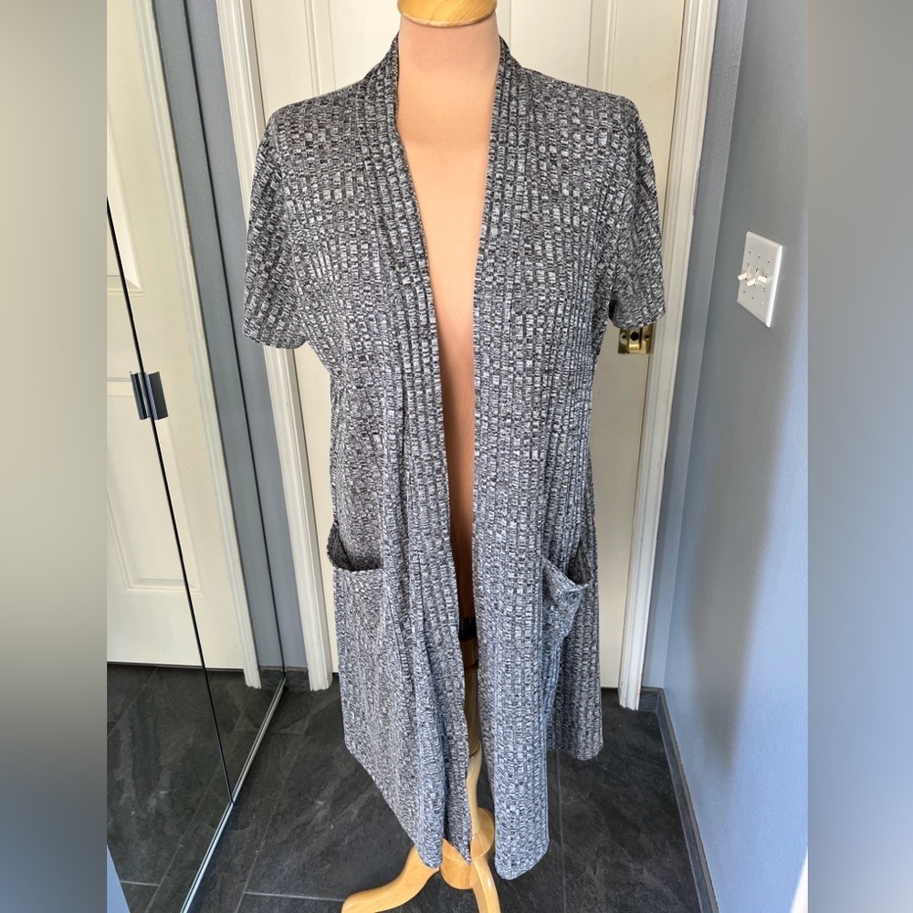 Hybrid & Co Women's Gray Heathered Rib Cardigan Size 1X Sweater Office Work Wear